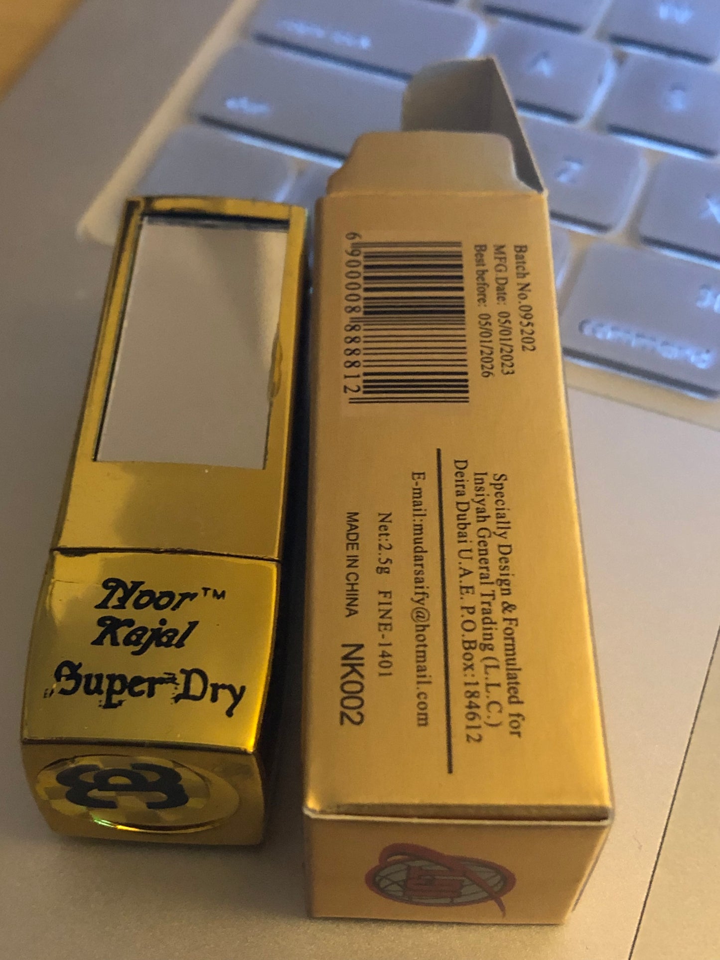 surma kajal ,khol , easy to use - ARI