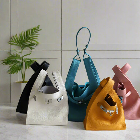ARI classic curve underarm shoulder bag in fine leather,h