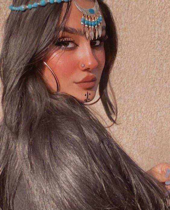 surma kajal ,khol , easy to use - ARI