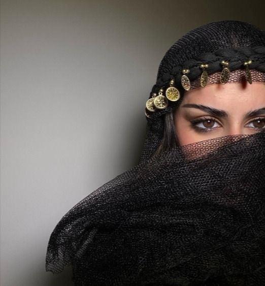 Surma khol kajal hashmi for beauty - ARI