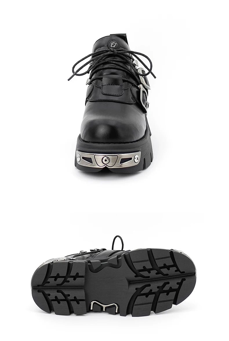 Dark punk style woman rock boots leather metal niche