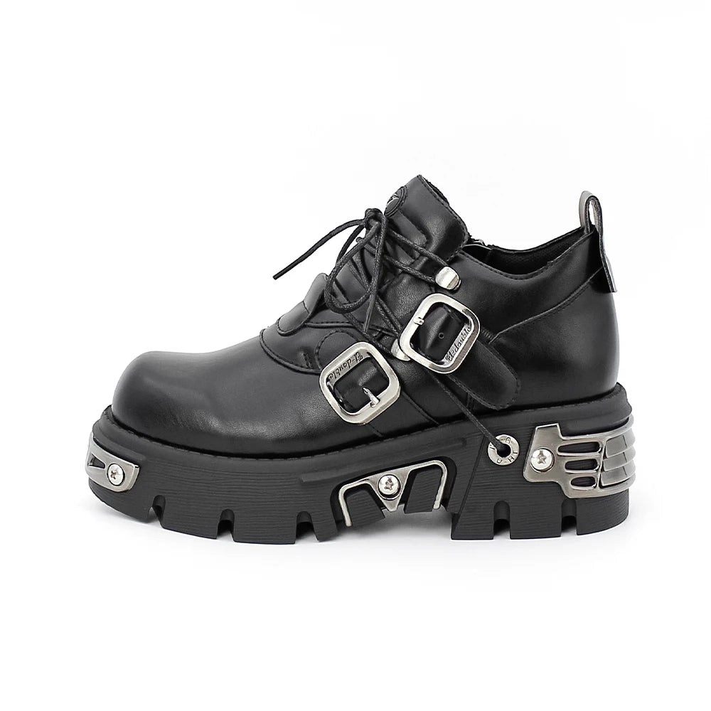 Dark punk style woman rock boots leather metal niche