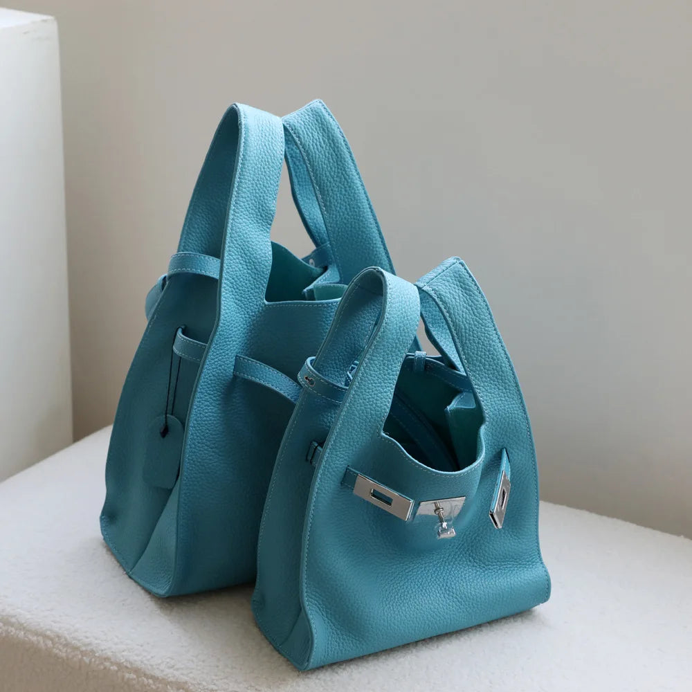 ARI bag classic curve underarm shoulder in fine leather