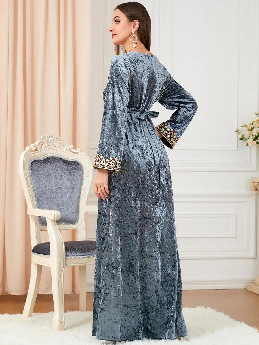 Elegant Dubai-inspired dress for muslim women – Modest & stylish middle eastern fashion - ARI